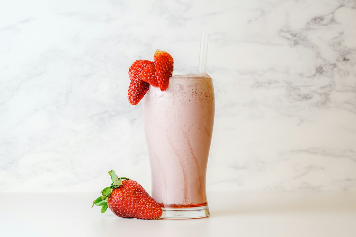 Illustrative drink photograph for 7 brew smoothies menu